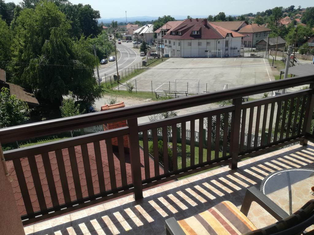 Apartments Dedic Dubrave Gornje Exterior foto