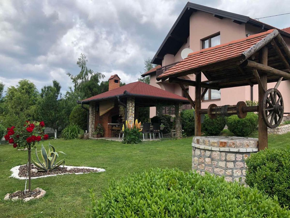 Apartments Dedic Dubrave Gornje Exterior foto
